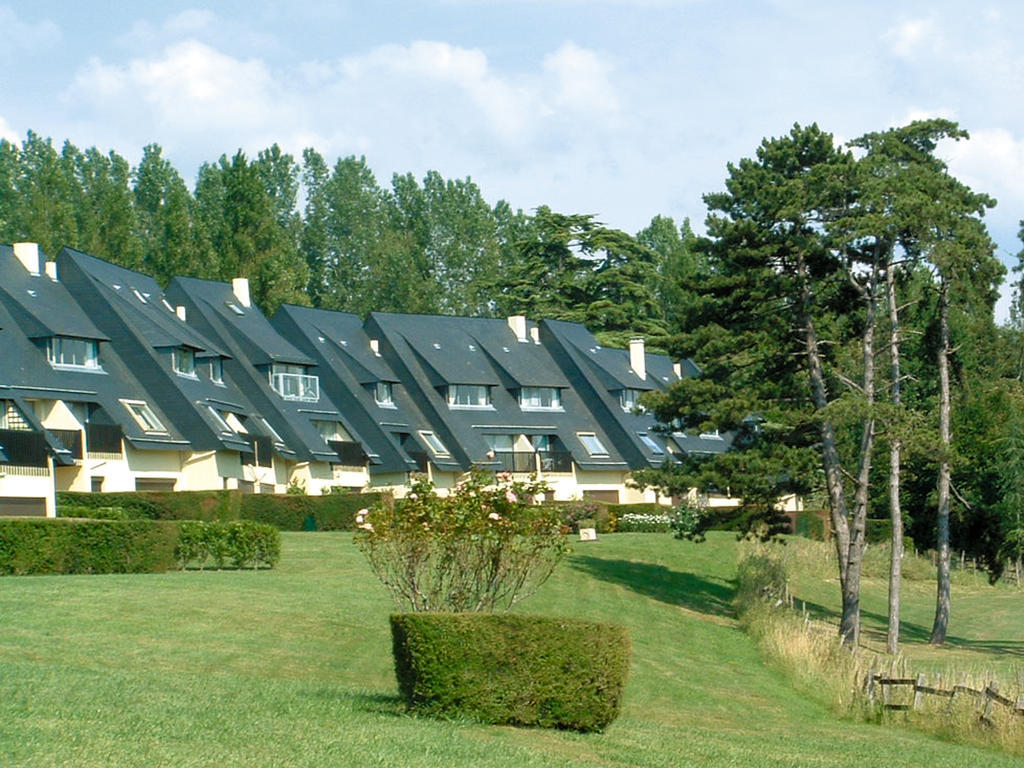 Lagrange Vacances Les Hauts De Clairvallon Houlgate Exteriér fotografie